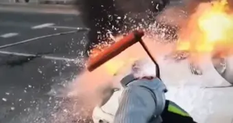 В Актау сгорел автомобиль