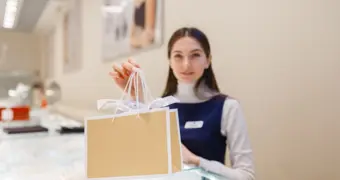 Эксперты разъяснили, как жителям Мангистау вернуть деньги за неиспользованный подарочный сертификат