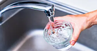 Информация о плохом качестве подаваемой населению питьевой воды напугала жанаозенцев