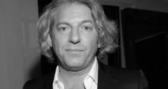 Умер продюсер и соведущий «Вечернего Урганта»