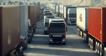 В Казахстане автоперевозчики смогут заранее бронировать очередь на границе: все важные детали