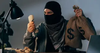 Запись на приём к врачу может обернуться для жителей Актау потерей ценных данных