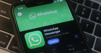 Пользователей WhatsApp предупредили об опасной функции мессенджера