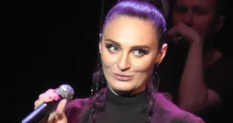 «Выбрала семью»: продюсер заявил об уходе Елены Ваенги со сцены