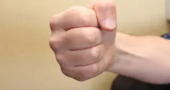 Подростки избили девочку в ТРЦ в Актау