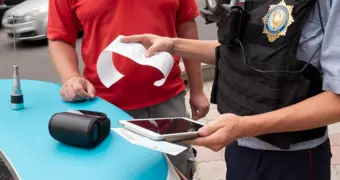 В Казахстане водителей будут «блокировать» за долги по штрафам - все госуслуги станут недоступны