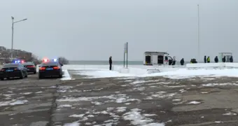 В Актау из моря извлекли тело женщины