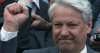 Экс-глава пресс-службы Ельцина раскрыла, кто имел над ним почти абсолютную власть