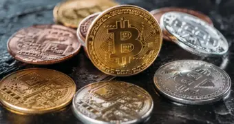 Криптовалюту в Казахстане можно будет пополнять через банковские терминалы