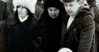 Галкин опубликовал архивное семейное фото со своим отцом-генералом