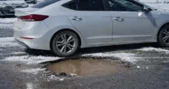 И так сойдет! В Мангистау выявили сотни нарушений при строительстве дорог