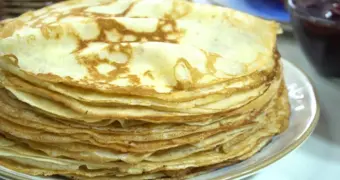 С чем ни в коем случае нельзя есть блины на Масленицу