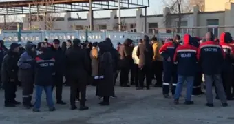 Оставить руководителя на своей должности требуют работники КЖСА в Актау