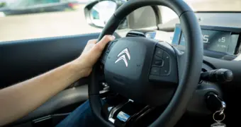 Казахстанцы смогут получить свидетельство об окончании автошколы в режиме онлайн