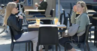 Филолог объяснил, почему обращение на «Вы» с заглавной буквы теряет популярность