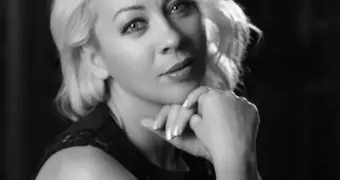 Актриса сериала «СашаТаня» погибла в ДТП вместе с дочерью