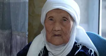 В Казахстане живет 105-летняя долгожительница, у которой 103 правнука