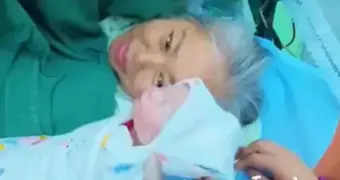 63-летняя китаянка родила дочь после трагической утраты сына