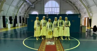 Жителями Мангистауской области запущен челлендж в национальной одежде на республиканском референдуме