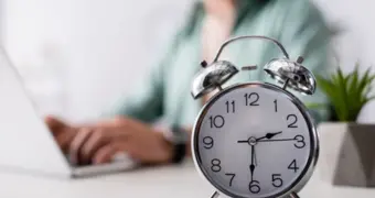 Кому разрешат сокращённый рабочий день в Казахстане