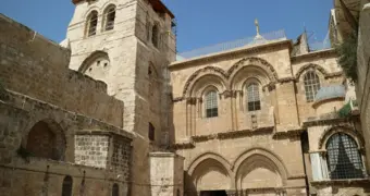 Закрыл ли Нетаньяху Храм Гроба Господня и что будет с благодатным огнём