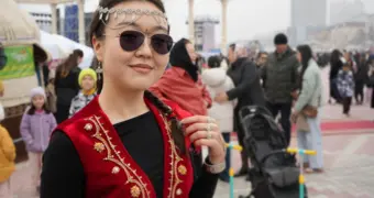 Тысячи людей, дроны с баурсаками и цифровые юрты: масштабный Наурыз прошел в Мангистау