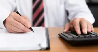 Кому в Казахстане по амнистии простят штрафы: сенатор раскрыл первые списки