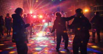 Актау снова зажигает: возобновлены уличные дискотеки