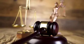Цена человека — до 400 тысяч тенге: в Казахстане вынесли приговор обладательнице награды «Күміс алқа»
