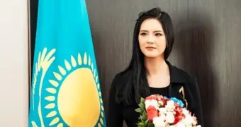 Китайский блогер с миллионной аудиторией получила орден за продвижение Мангистау