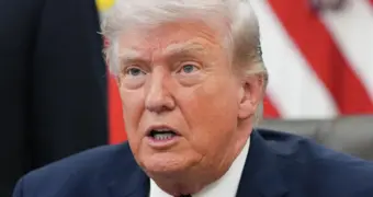 Трамп обратился к Ирану с нецензурным призывом