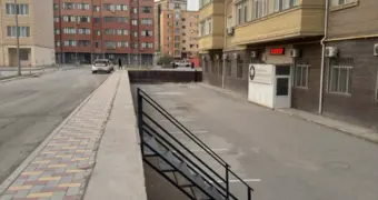 Очень опасно ходить рядом