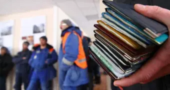С 13 апреля ЦОНы в Казахстане прекращают выдачу разрешений на работу трудовым мигрантам