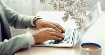 Новые ограничения в Казахстане: кто не сможет работать с деньгами