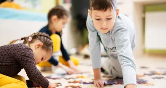 В Актау растёт число детей с аутизмом: почему это происходит и как вовремя распознать проблему