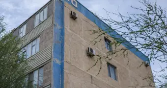 Коммунальный тупик: дом в Актау остался без обслуживания