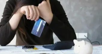 «Комиссионка» годами загоняла в долги и разоряла казахстанцев