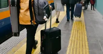 В Минтруда высказались об оттоке граждан Казахстана за рубеж