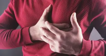 Неожиданное поведение пациентов удваивает риск инфаркта — врачи назвали ключевой фактор