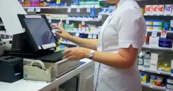 Зачем в Казахстане привязывают ИИН к чекам на лекарства: ответ Минфина