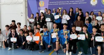 Пловцы из Мангистау взяли «золото» VIII летней гимназиады среди школьников