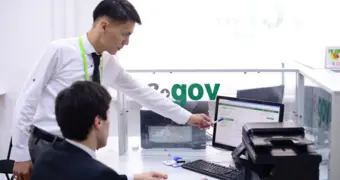 Опубликован график работы ЦОНов на майские праздники в Казахстане