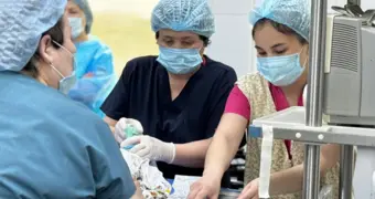 Недоношенным детям в Мангистау впервые начали делать операции по спасению зрения