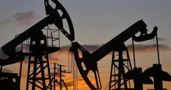 Цена нефти Brent превысила 120 долларов за баррель впервые с июня 2022 года