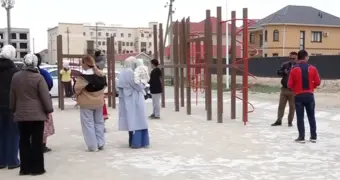 Ни воды, ни благоустройства: в Актау жители многоэтажек жалуются на коммунальный кошмар