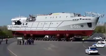 Казахстан спустил на воду гиганта: такого судна в стране еще не строили