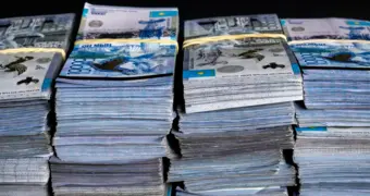 Казахстанцам вернут 14 миллиардов тенге за коммуналку: кто получит деньги