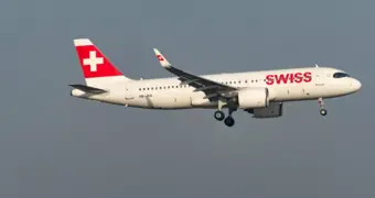 Самолет авиакомпании SWISS подал сигнал бедствия в небе над Казахстаном