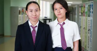 Из Актау - в международный финал: ученицы НИШ выиграли грант на медицинский проект