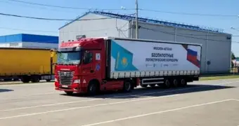 Фантастика на трассе: из Казахстана в Россию впервые приехали огромные фуры без водителей (видео)